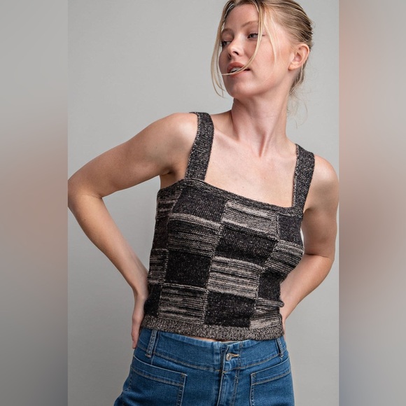eesome Tops - Checker Print Sleeveless Sweater Knit Crop Top - eesome